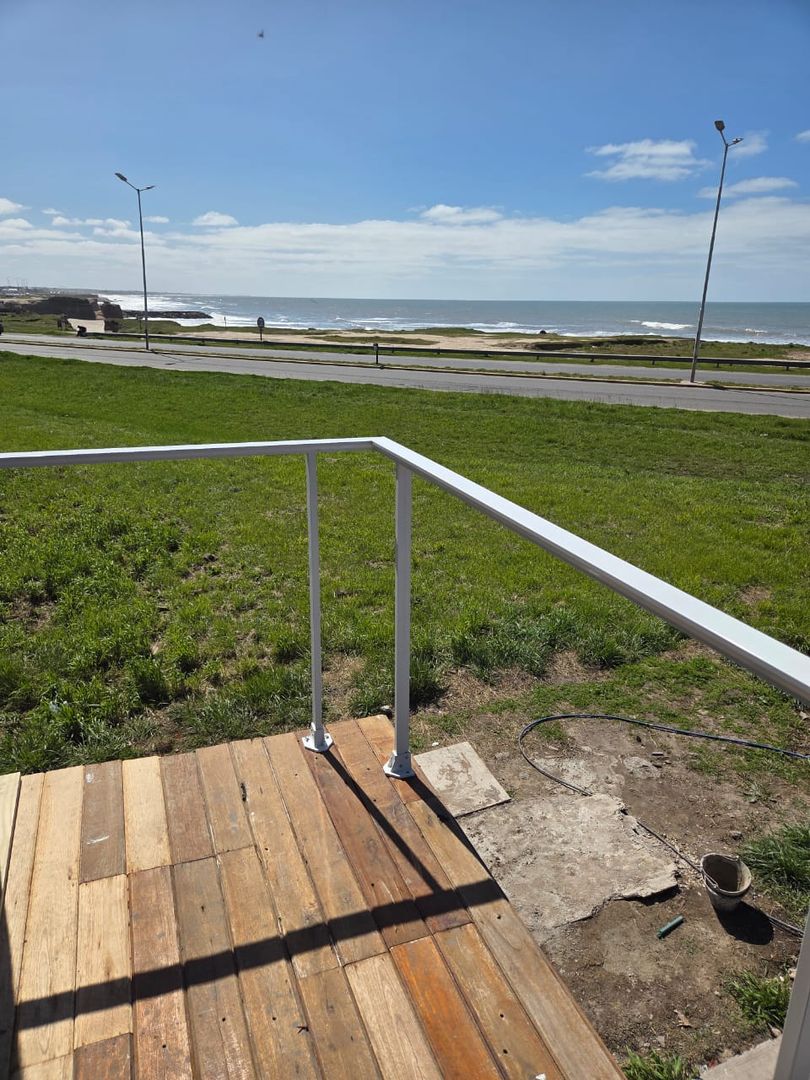 EXCELENTE PH FRENTE AL MAR
