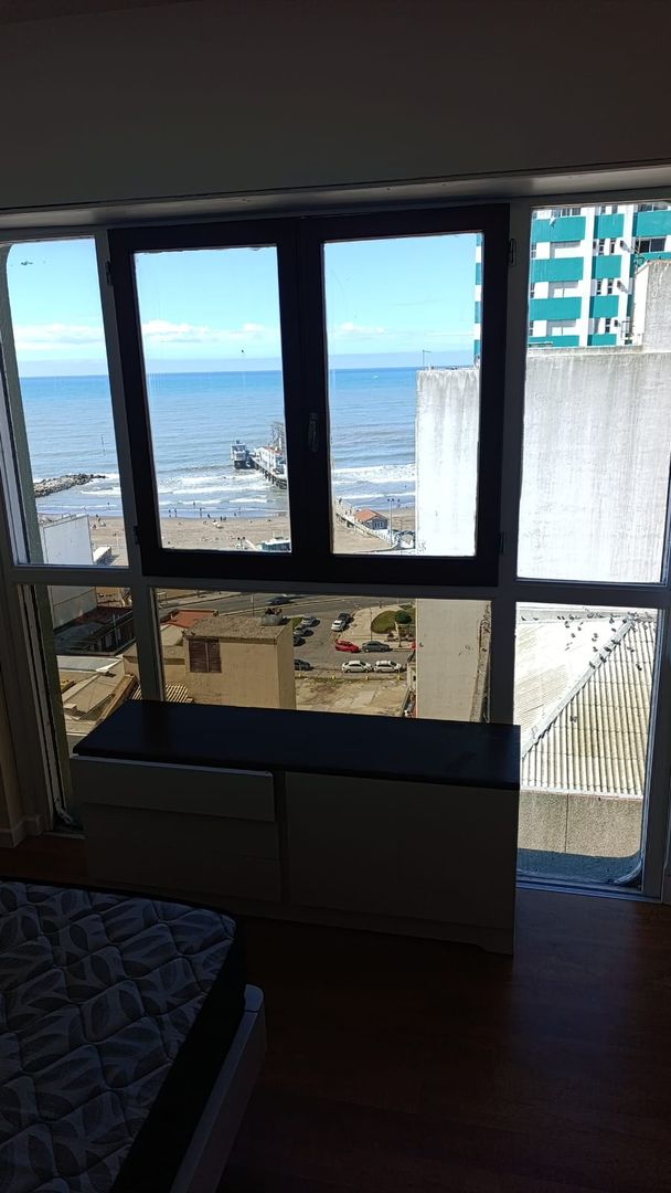Departamento de 2 amb con balcón y vista al mar