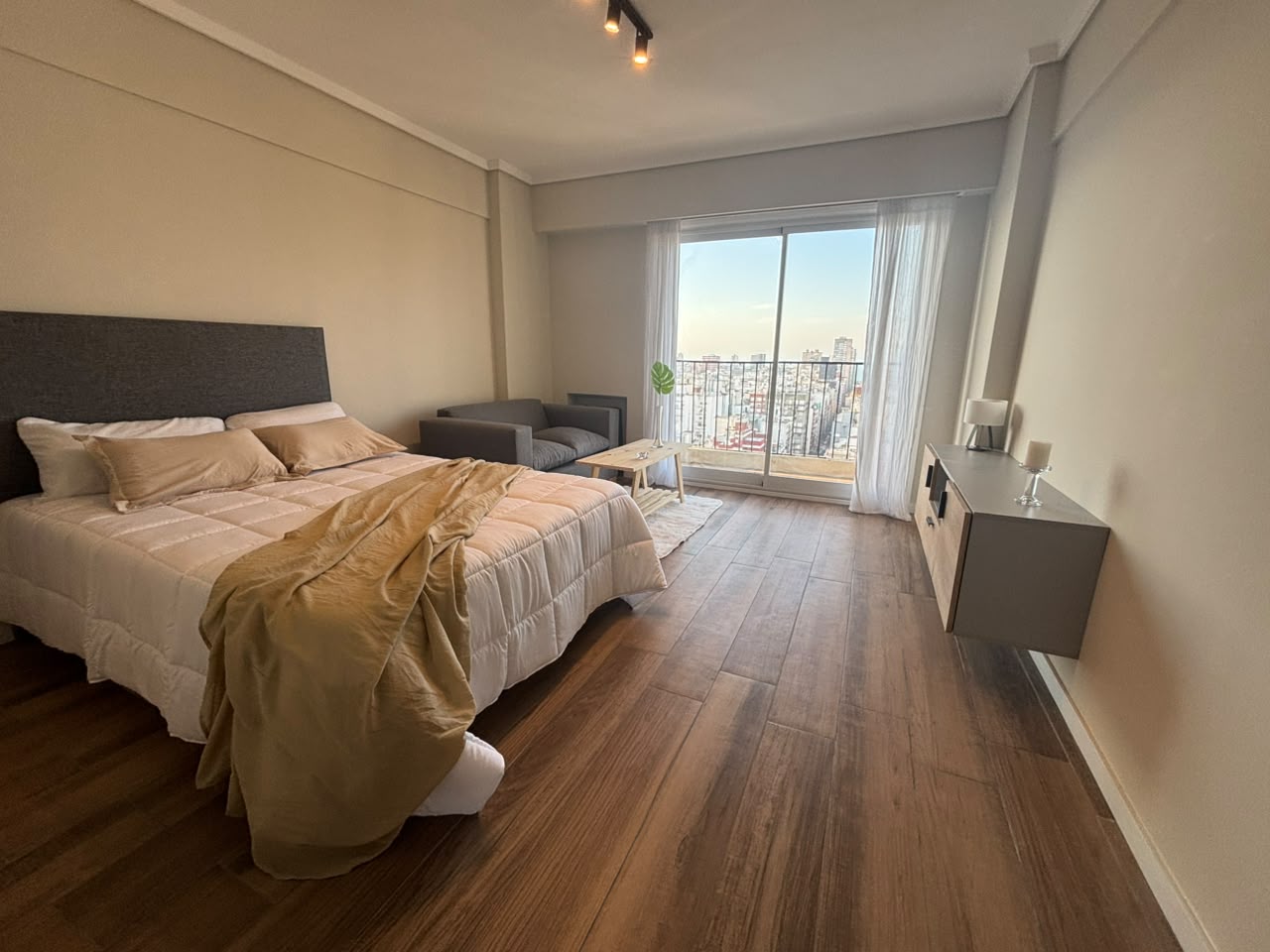 Departamento Ambiente y Medio con balcon y vista