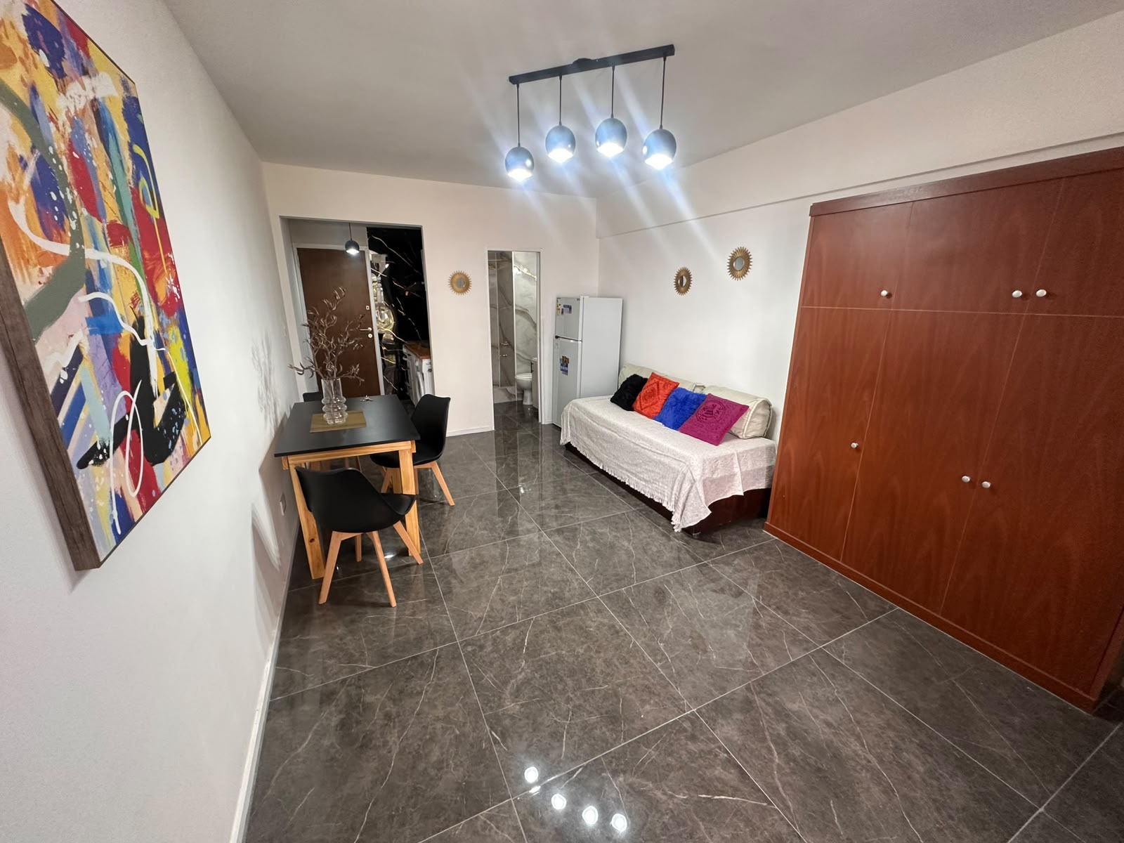 Departamento 1 amb al frente con balcon