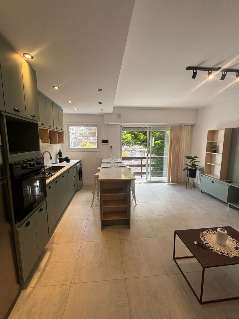 FH Venta departamento tres ambientes con balcon