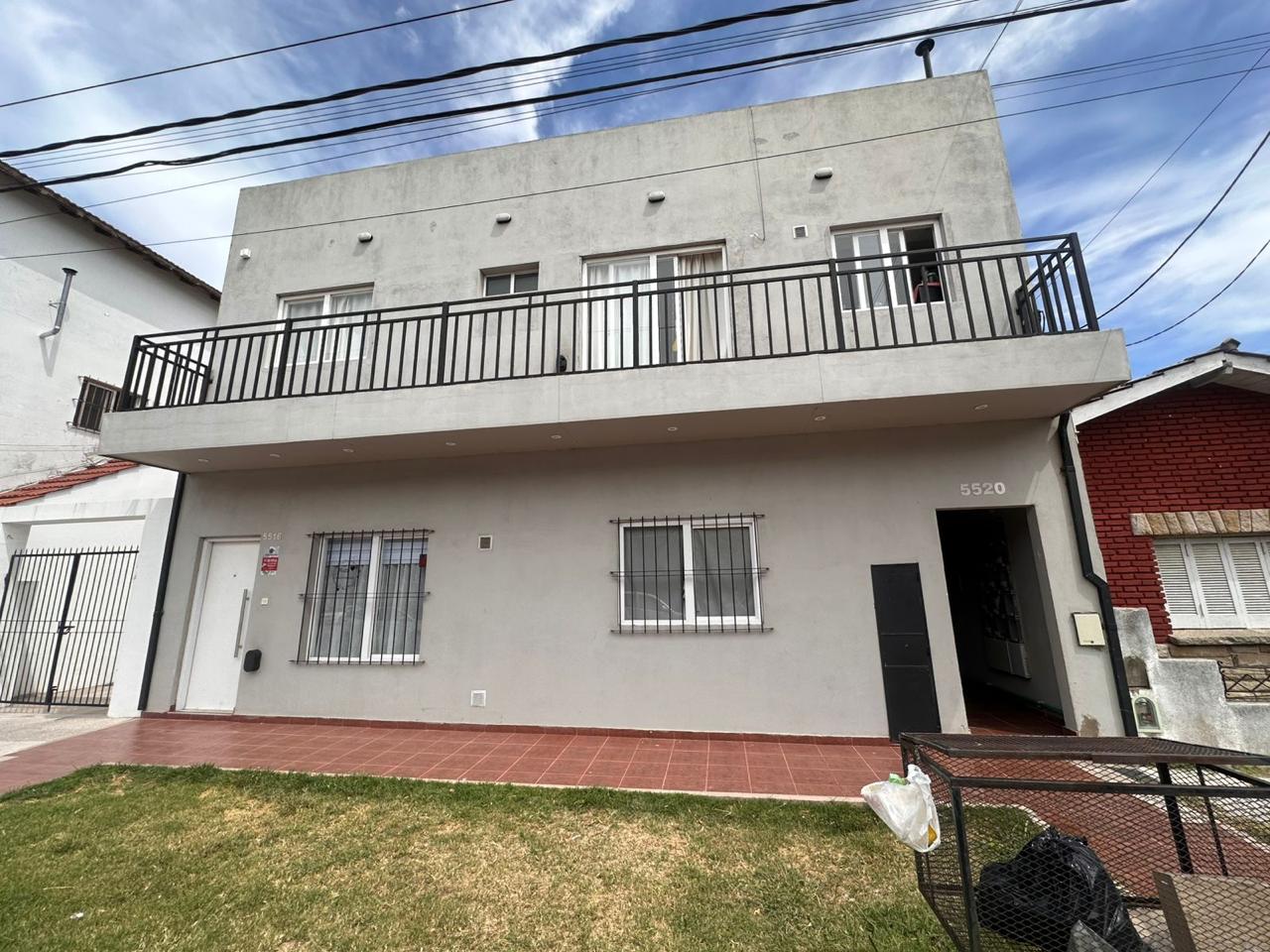 PH 2 amb. Planta Baja c/ patio propio
