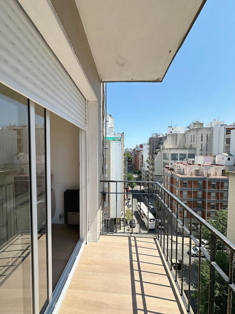 VENTA DEPARTAMENTO DE 2 AMB RECICLADO PLAZA COLÒN