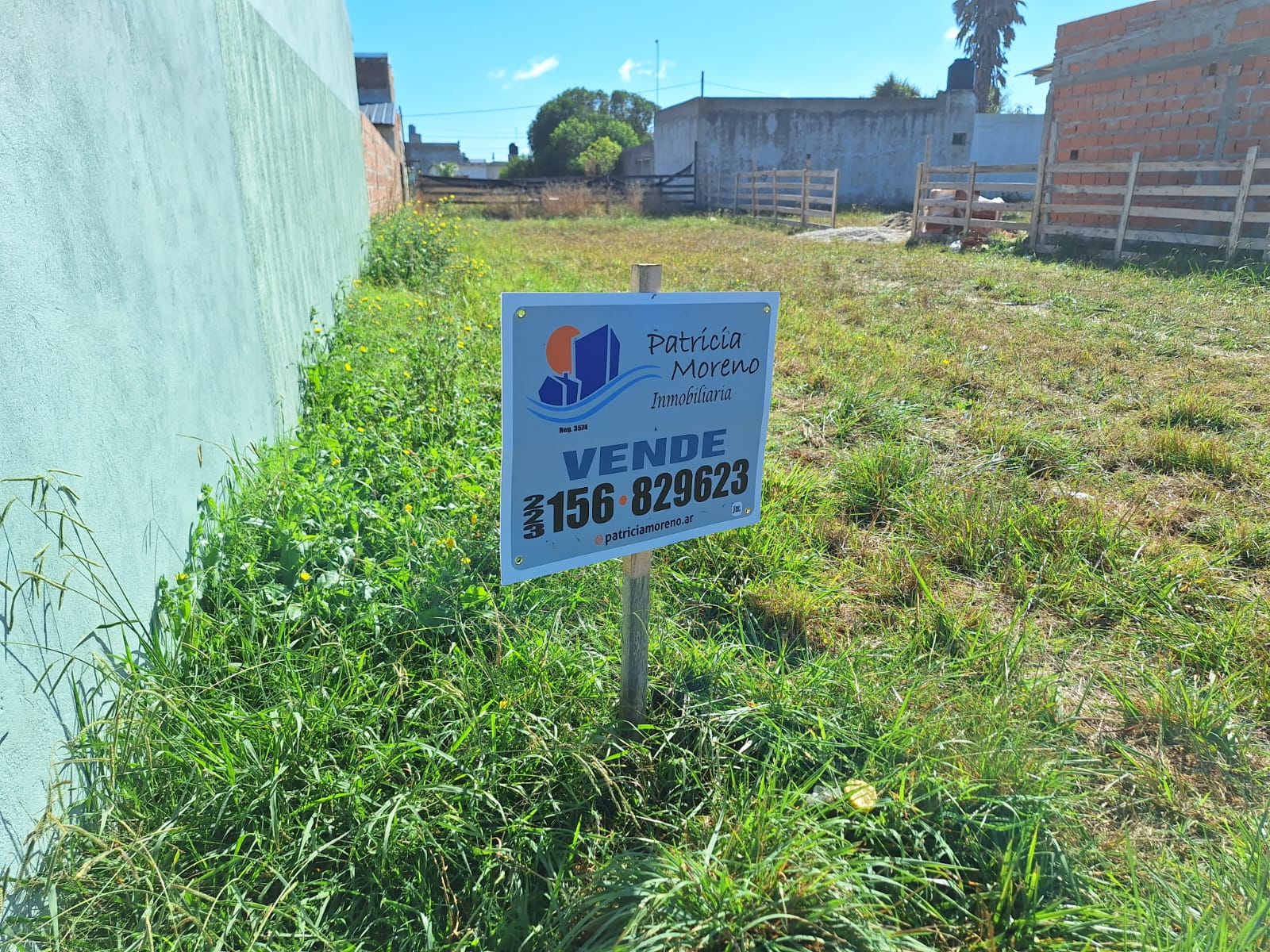 VENDE TERRENO EN SANTA ELENA A MTS DE LA PLAYA