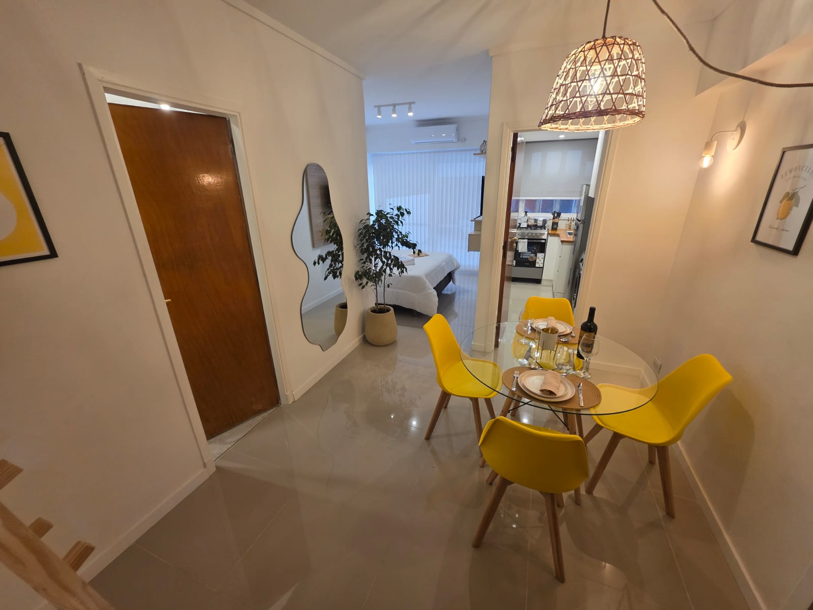 Departamento de un ambiente con patio!!