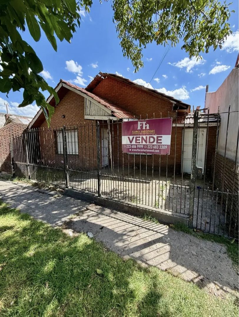 FH Venta de Chalet en Lote Propio
