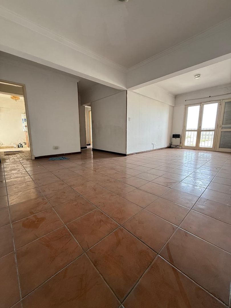 FH Venta Departamento tres ambientes