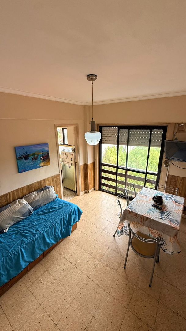 Dos ambientes en venta Miramar 