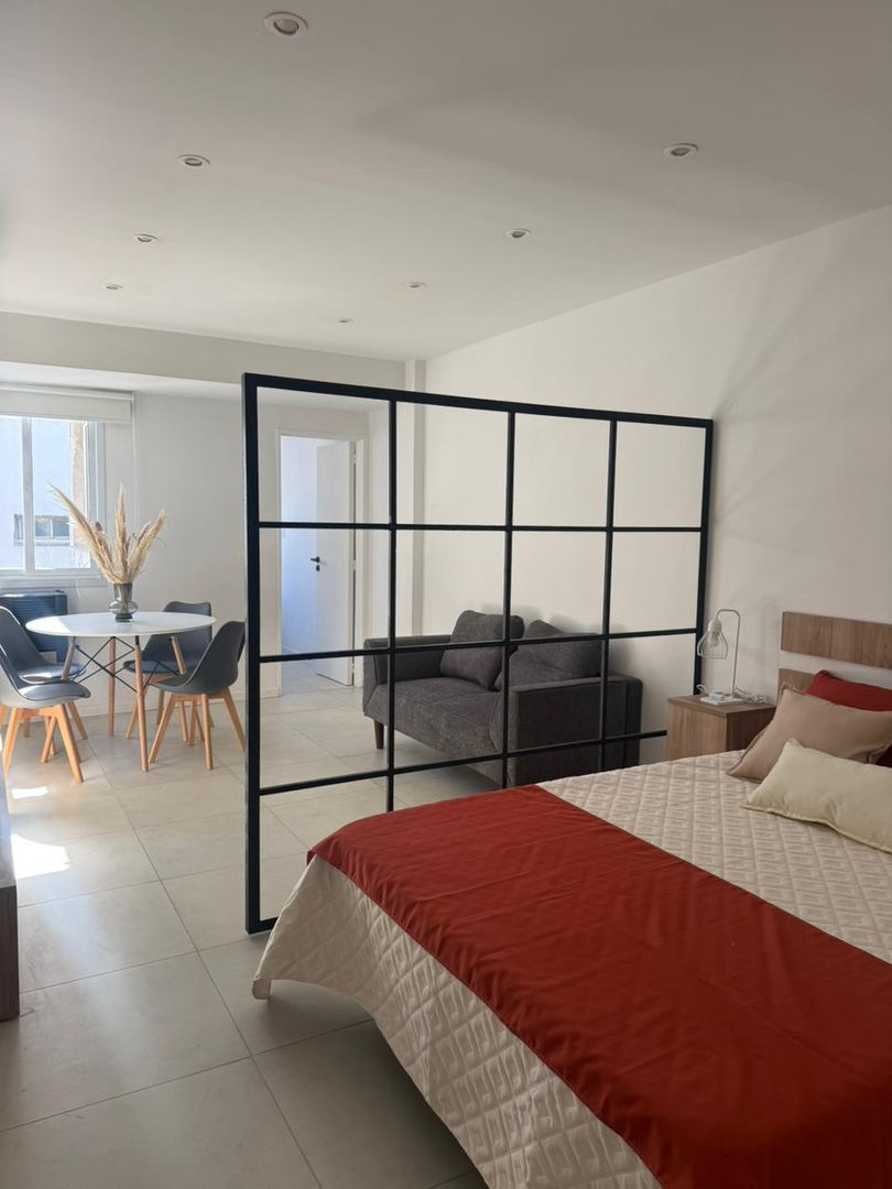 Departamento de 1 ambiente. Centro