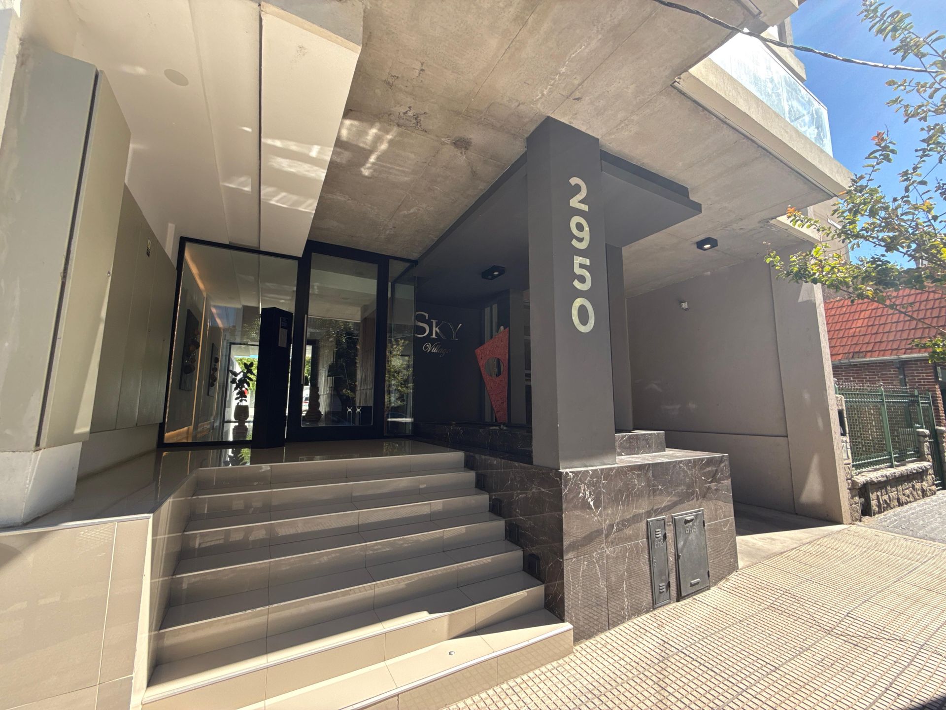 DEPARTAMENTO A ESTRENAR C/COCHERA PLAZA MITRE