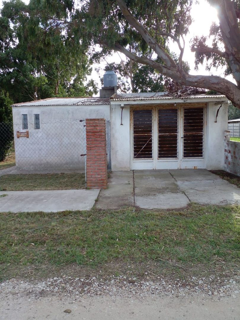 VENDEN 2 CASAS  Bº F.U.CAMET MAR DEL PLATA