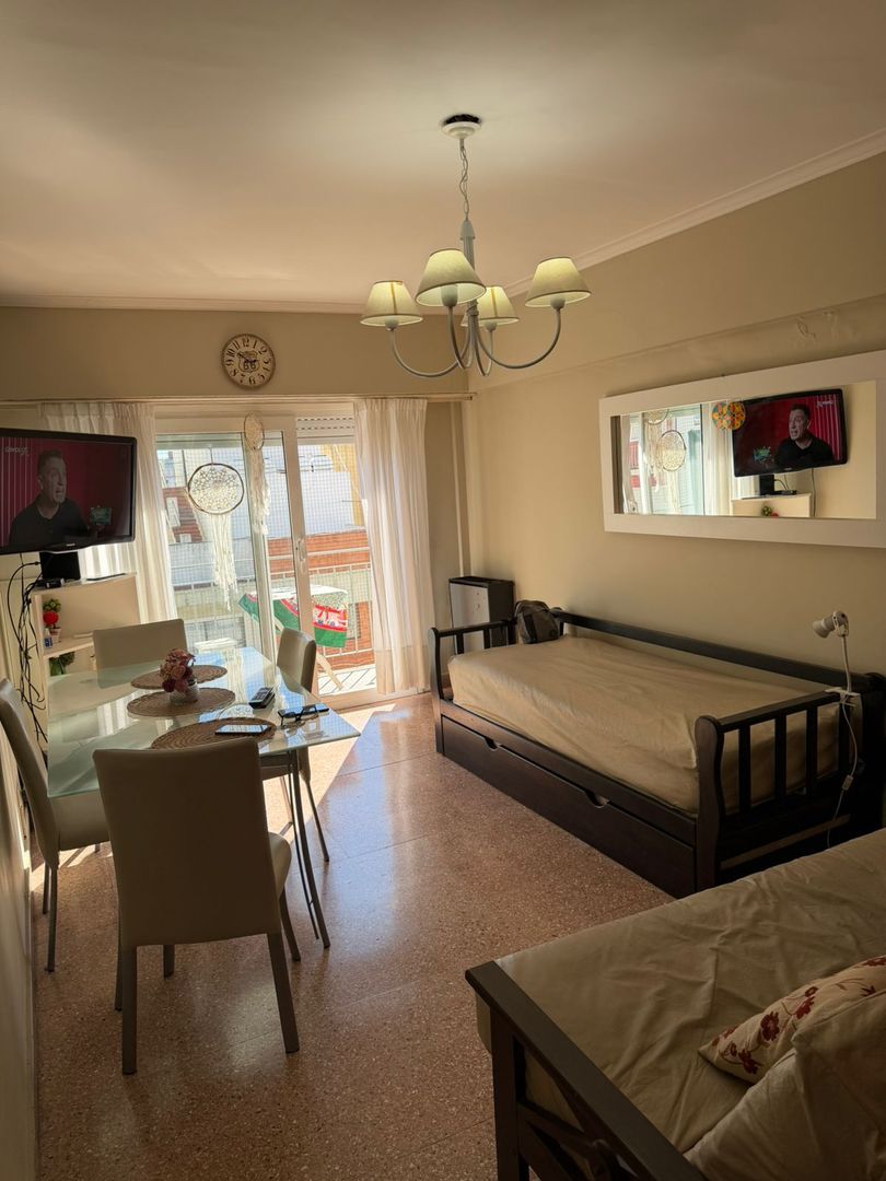 DEPARTAMENTO 2 AMB. A LA CALLE BALCON SALIENTE