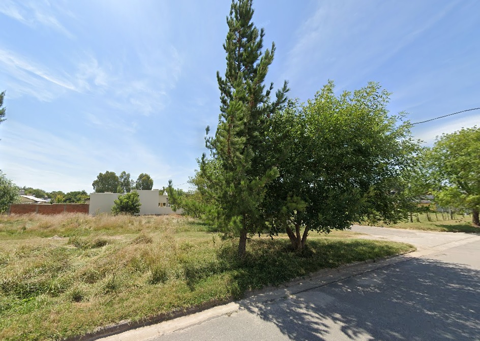 Terreno 313m2 en Coronel Vidal. 