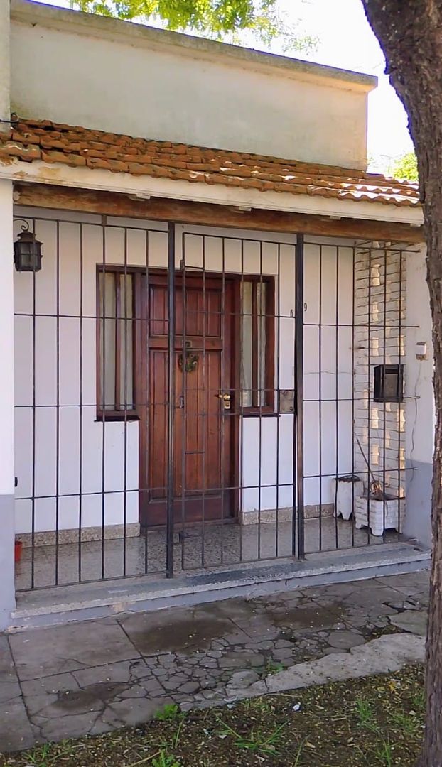  AMPLIA CASA 3 AMBIENTES (ZONA EL GAUCHO).