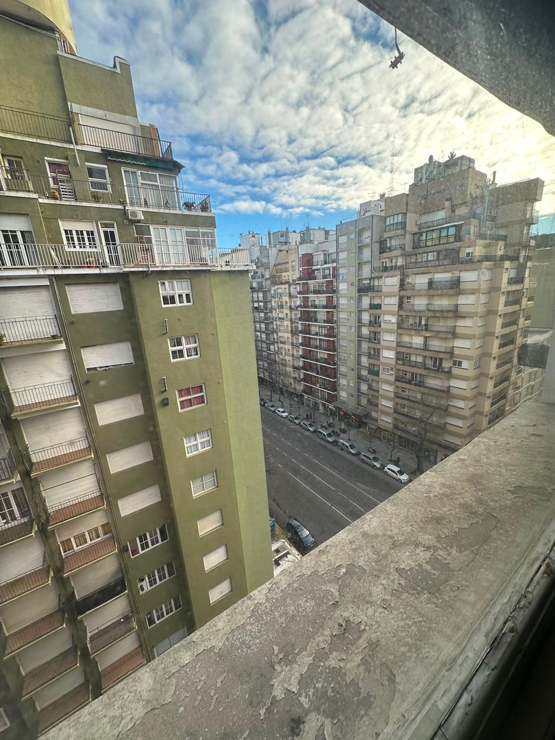 venta depto dos amb externo en plaza colon