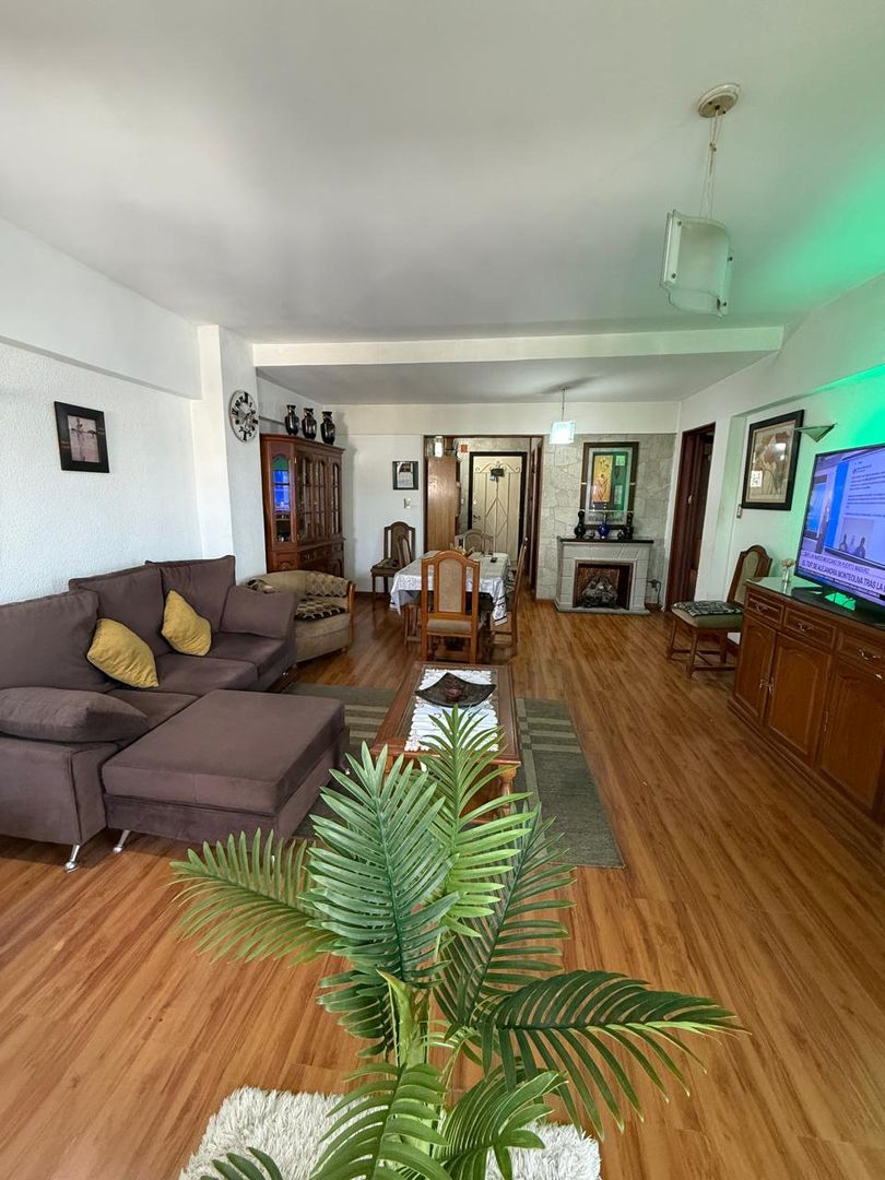 DEPARTAMENTO 3 AMB. EN VENTA PLAZA MITRE 