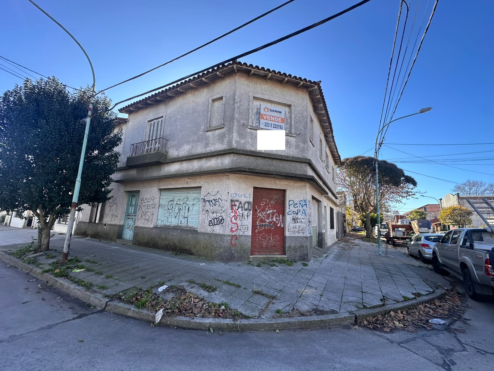 Esquina en lote propio