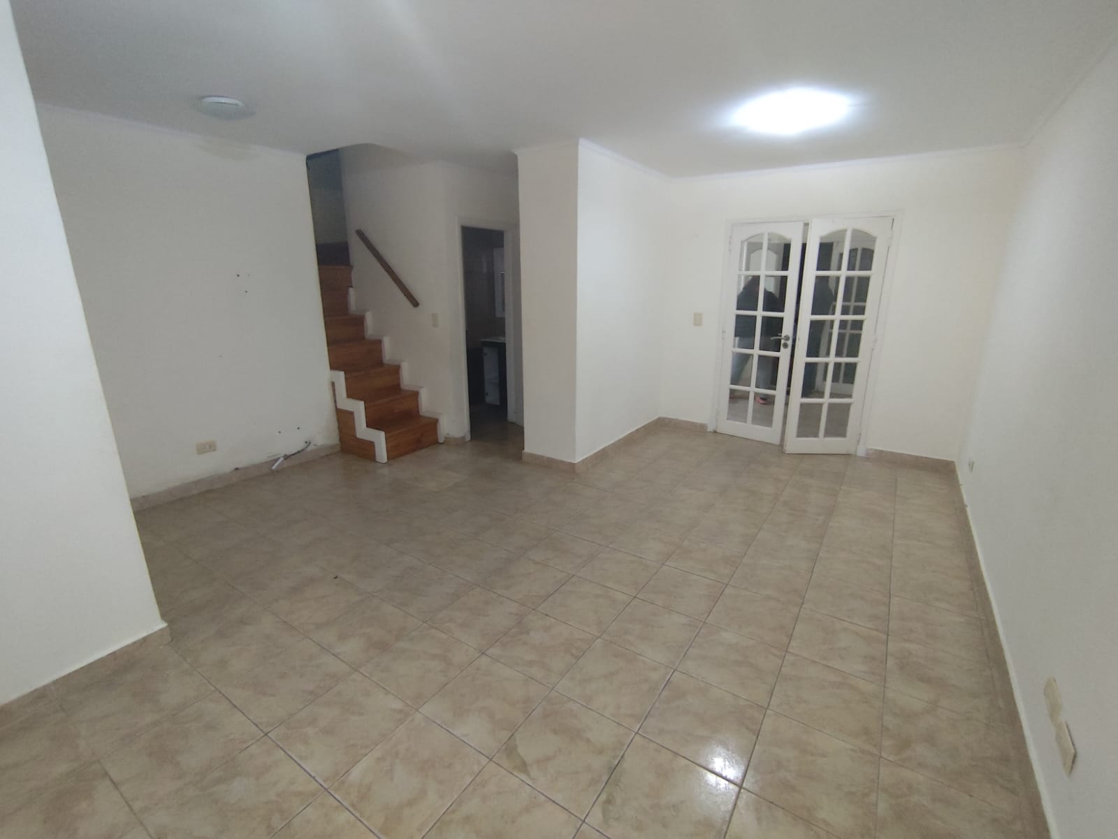 Alq. Duplex 3 ambientes garage parrilla