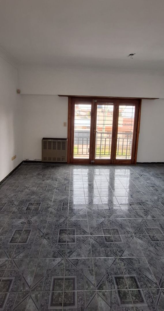 DEPARTAMENTO 3 AMBIENTES – APTO PROFESIONAL 