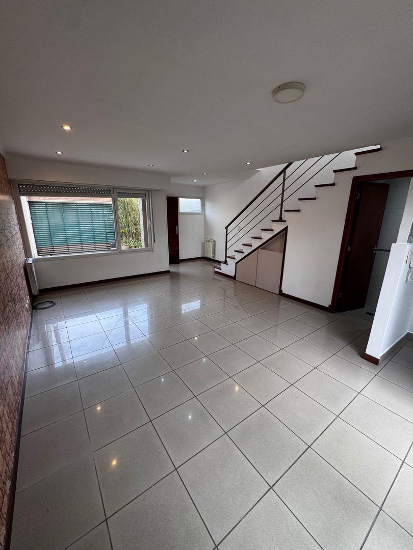 Venta Dúplex 3 Amb C/ coch en Pinos de Anchorena