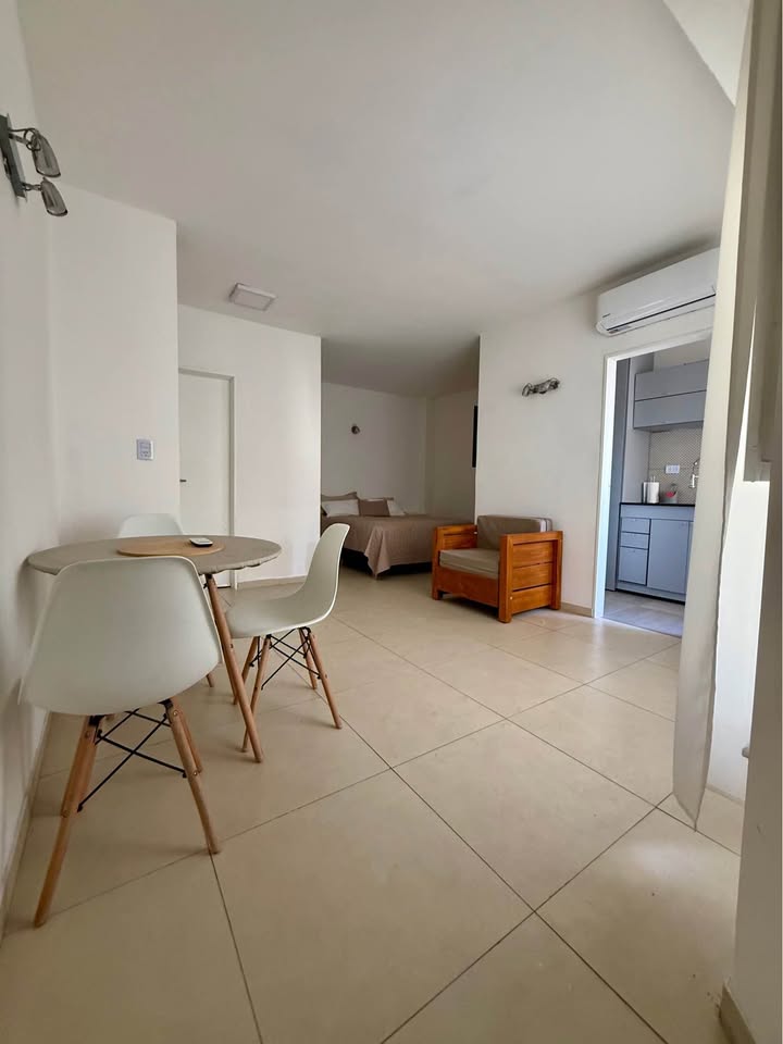 FH Venta Ambiente reciclado a nuevo y amoblado