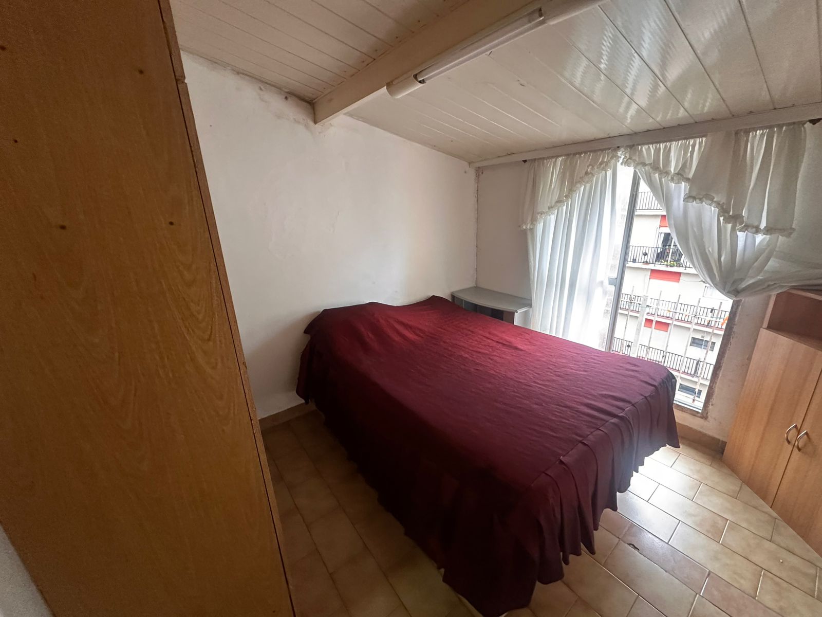 Departamento de 2 ambientes al frente con balcon