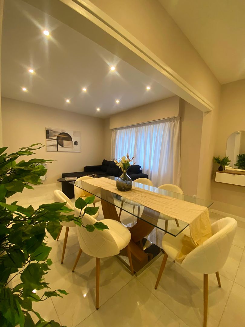 Chalet en PH de 4 ambientes con garage y patio 