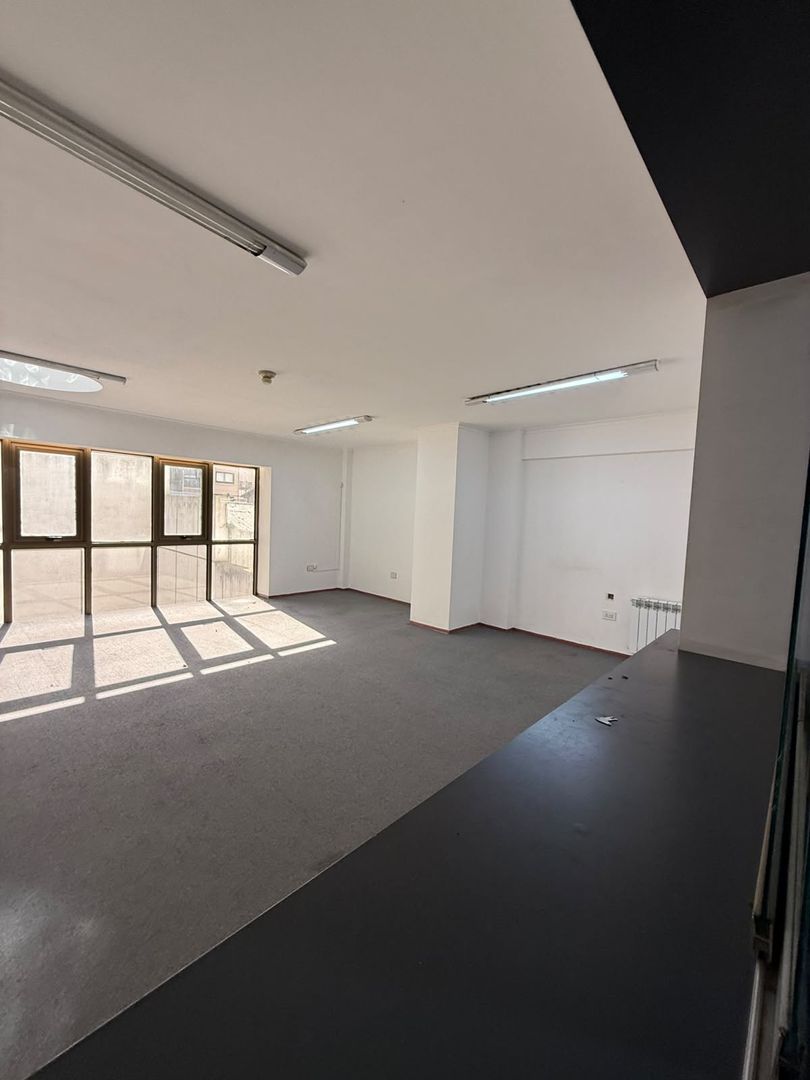 ALQUILER OFICINA COMERCIAL