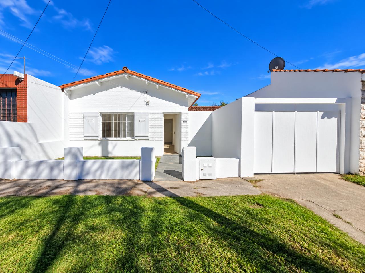Casa 3 amb, lote propio