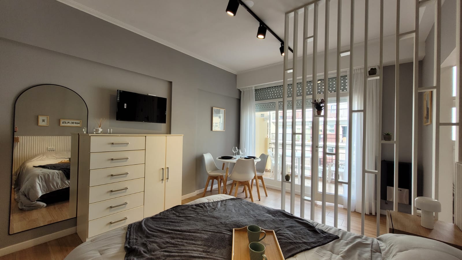 Departamento de 1 ambiente con balcón terraza